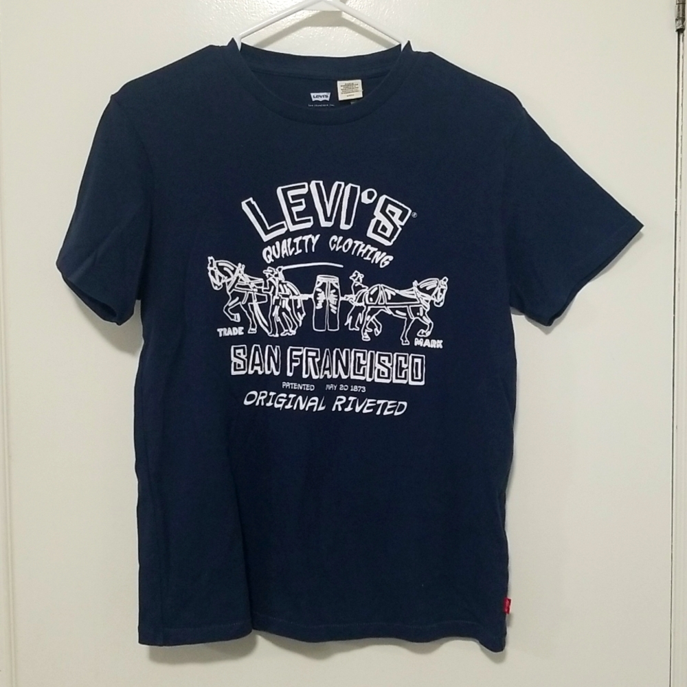 Levi's shirt